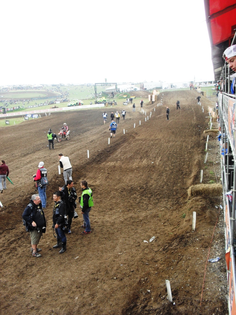 MX GP Pit Lane